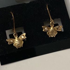 🆕Dainty FRANCESCAS Golden Bee Earrings
